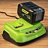 Ультрабыстрое двойное зарядное устройство Greenworks G24X2C8, 24V, 8A 
