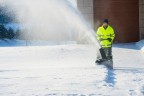 Снегоуборщик Greenworks 82SN22k8, 82v, 56 см, 2.9 кВт, 3.9 л.с, в комплекте АКБ 8 А·ч и ЗУ (аккумуляторный)