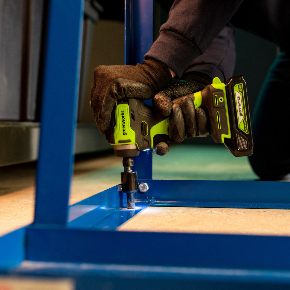 Винтоверт ударный акк. Greenworks ID3170, 24V, б/щет, 0-3200об/мин, 4000 уд/мин, HEX 1/4, 170Нм,2х2Ач,ЗУ,коробка