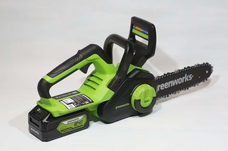 Цепная пила Greenworks G24CS25k2 Gen 2, 24v, 25 см, в комплекте с АКБ 2 А·ч и ЗУ (аккумуляторная)