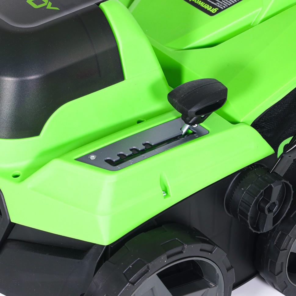 Аэратор скарификатор Greenworks GD40SC38IIk5, 40v, 38 см, в комплекте с АКБ 5 А·ч и ЗУ 2А (аккумуляторный)