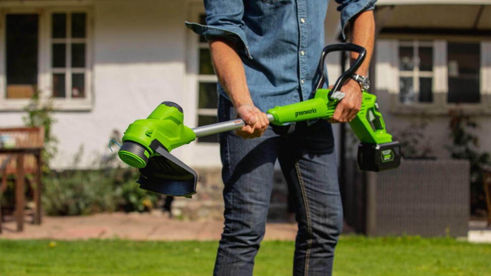 Аккумуляторный триммер Greenworks G24LT28K2, 24v, (2107107UB), 28 см, АКБ 4 А·ч и ЗУ