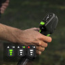 Аккумуляторный триммер Greenworks TB201Hk8, 82v, 46 см, ø 2.4/3 мм, 2 кВт (2,7 л.с.), в комплекте с АКБ 8 А·ч и ЗУ (насадки нож и кусторез)