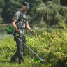 Аккумуляторный триммер Greenworks TB201Hk8, 82v, 46 см, ø 2.4/3 мм, 2 кВт (2,7 л.с.), в комплекте с АКБ 8 А·ч и ЗУ (насадки нож и кусторез)