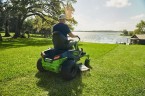 Садовый трактор Greenworks GC82ZT107, CrossoverZ Zero Turn, 82v, 107 см (аккумуляторный райдер)