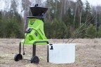 Садовый измельчитель Greenworks GACSB, 220v, 2.5 кВт с контейнером (сетевой)