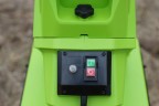 Садовый измельчитель Greenworks GACSB, 220v, 2.5 кВт с контейнером (сетевой)