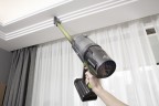Беспроводной вертикальный пылесос greenworks GD24SV2, 24v, в комплекте с АКБ 4 А·ч и ЗУ (аккумуляторный, зеленый) + 4 насадки