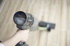 Беспроводной вертикальный пылесос greenworks GD24SV2, 24v, в комплекте с АКБ 4 А·ч и ЗУ (аккумуляторный, зеленый) + 4 насадки