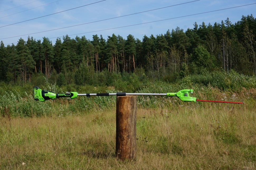 Штанговый кусторез Greenworks G40PHAk5, 40v, 51 см, в комплекте с АКБ 5 А·ч и ЗУ (аккумуляторный)