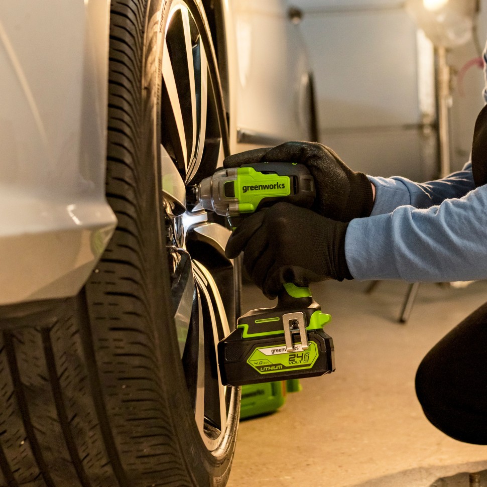 Ударный гайковерт Greenworks GD24IW400, 24v, 400 Нм, без АКБ и ЗУ (аккумуляторный)