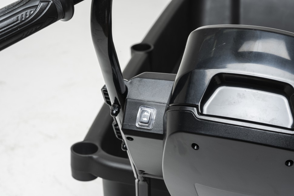 Садовая тележка Greenworks 82GC, 82v, 106 л, без АКБ и ЗУ (аккумуляторная, самоходная)