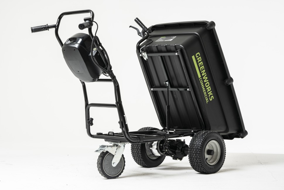 Садовая тележка Greenworks 82GCk5, 82v, 106 л, в комплекте с АКБ 5 А·ч и ЗУ (аккумуляторная, самоходная)