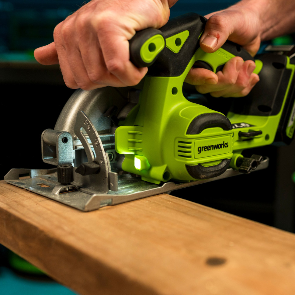 Дисковая пила акк. Greenworks GD24CS165, 24V,б/щет,165х20мм, 4800 об/мин, рез 57мм,1х5Ач,ЗУ,коробка