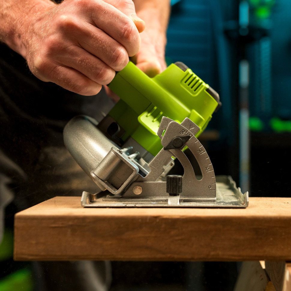 Дисковая пила акк. Greenworks GD24CS165, 24V,б/щет,165х20мм, 4800 об/мин, рез 57мм,1х5Ач,ЗУ,коробка