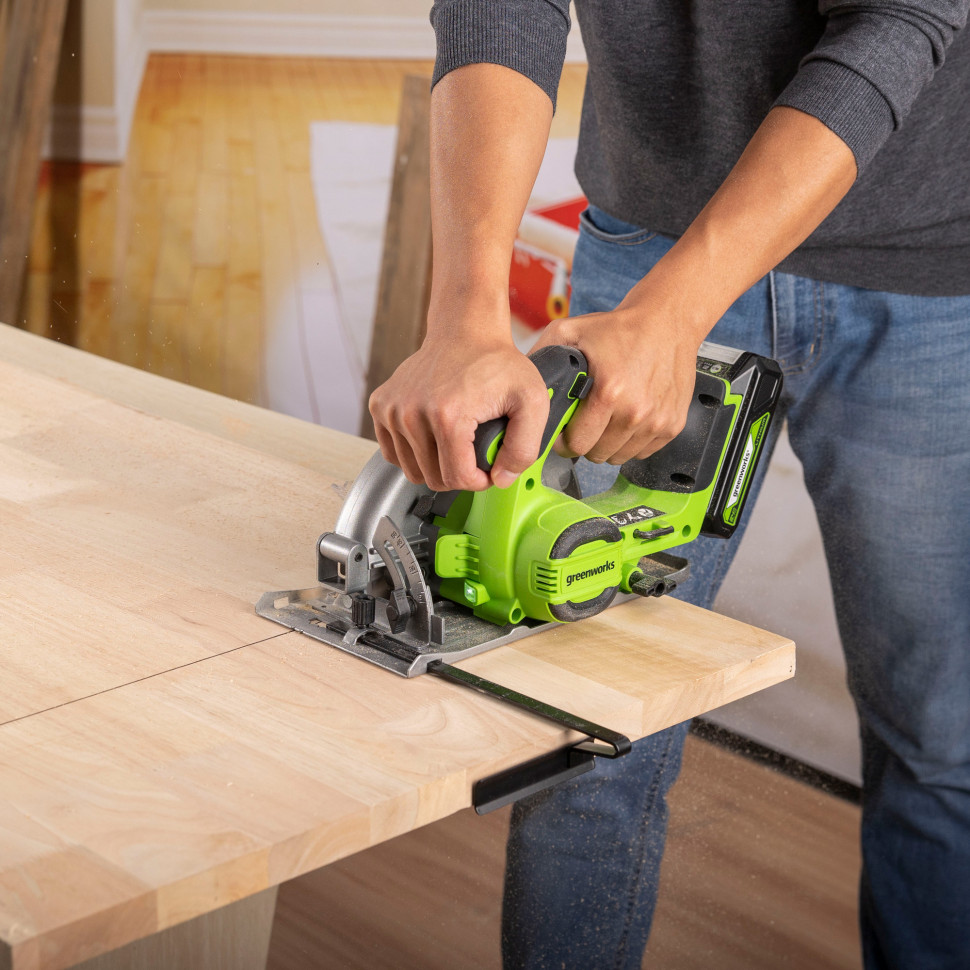 Дисковая пила акк. Greenworks GD24CS165, 24V,б/щет,165х20мм, 4800 об/мин, рез 57мм,1х5Ач,ЗУ,коробка