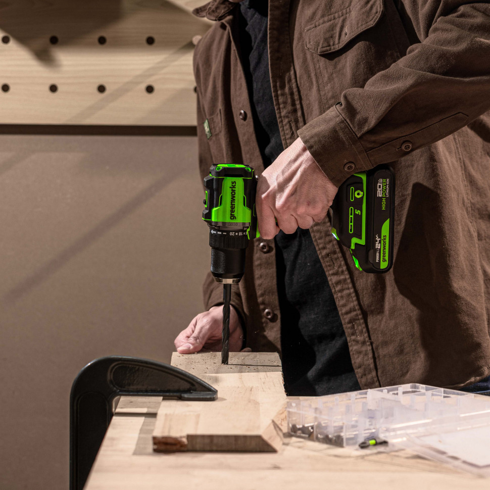 Аккумуляторная дрель-шуруповерт Greenworks DD560k4, 24v, 30/60 Нм, 13мм, Anti-kickback, 1х4Ач,ЗУ