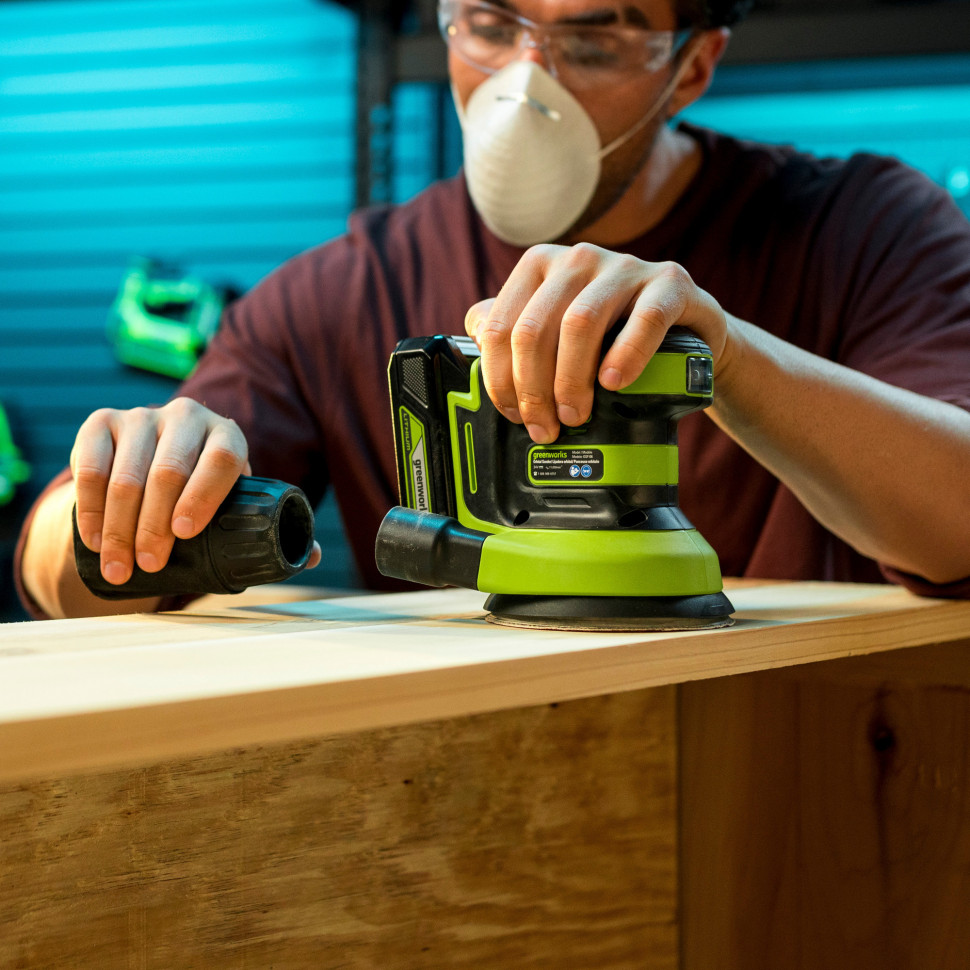 Эксцентриковая шлифмашина акк. Greenworks OS325, 24V, 125 мм, 5000-8000-11000 об/мин, амплитуда 2.4 мм,1х2Ач,ЗУ,коробка