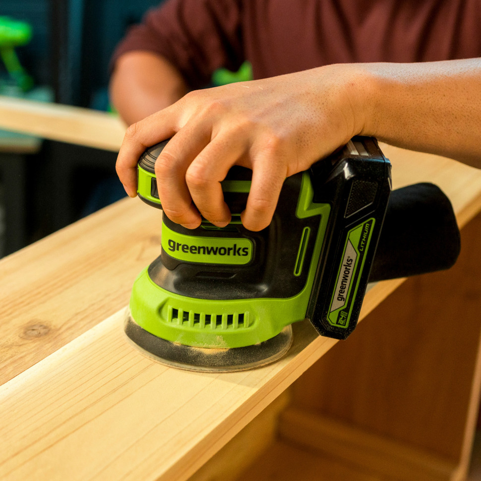 Эксцентриковая шлифмашина акк. Greenworks OS325, 24V, 125 мм, 5000-8000-11000 об/мин, амплитуда 2.4 мм,1х2Ач,ЗУ,коробка