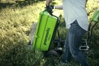 Садовая тележка Greenworks G40GCk5, 40v, 106 л, в комплекте с АКБ 5 А·ч и ЗУ (аккумуляторная, самоходная)